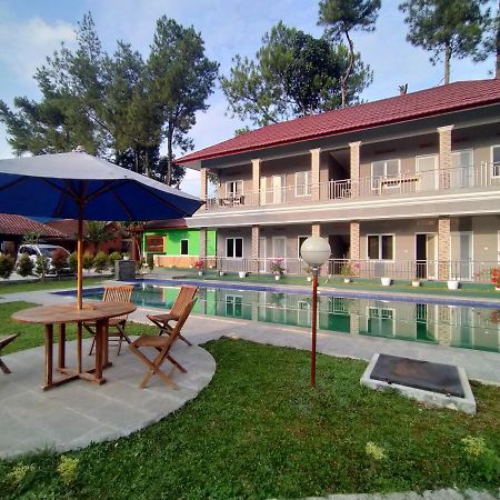 Villa Batu Tua Puncak Mitra Reddoorz Bogor Luaran gambar