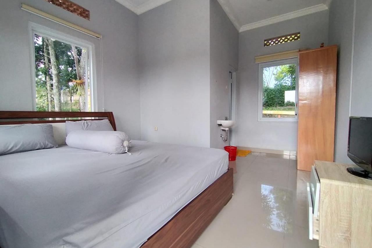 Villa Batu Tua Puncak Mitra Reddoorz Bogor Luaran gambar