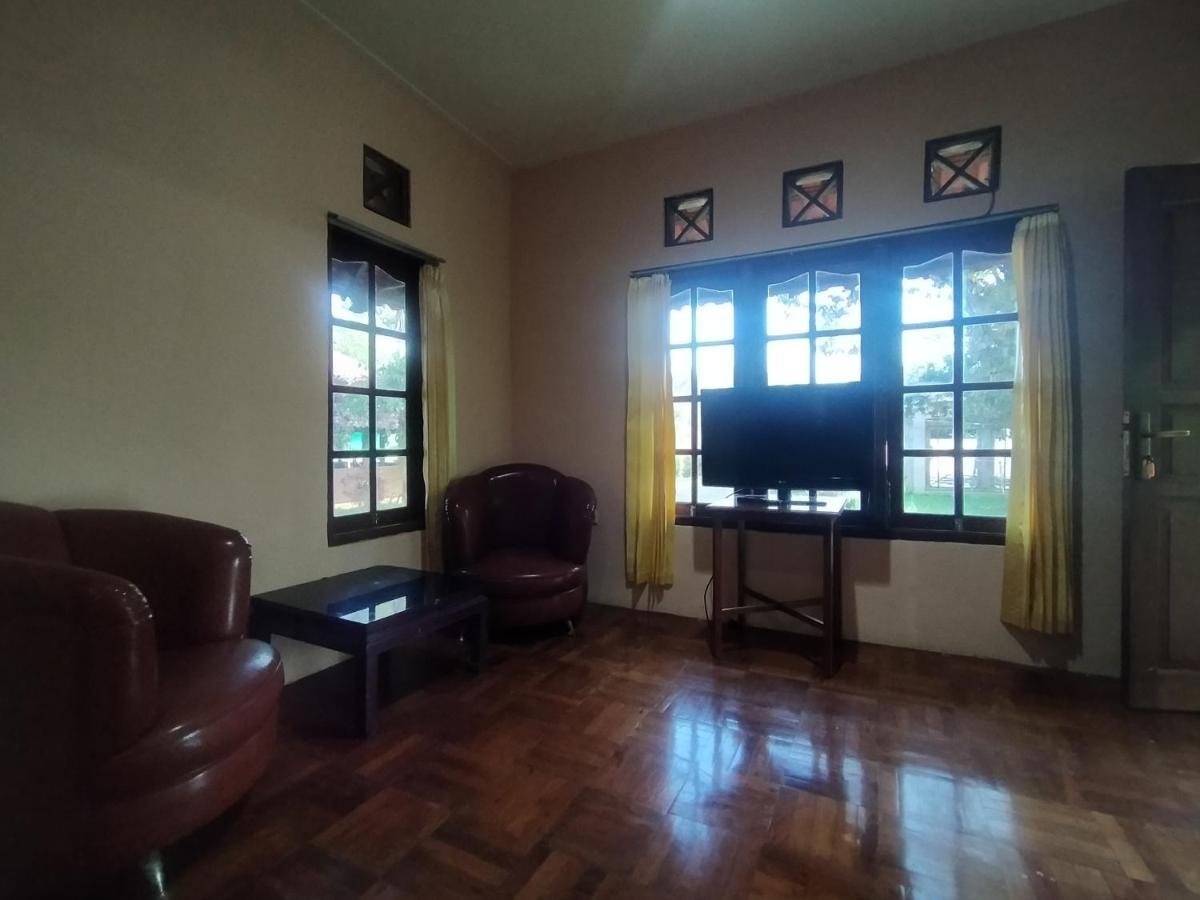 Villa Batu Tua Puncak Mitra Reddoorz Bogor Luaran gambar
