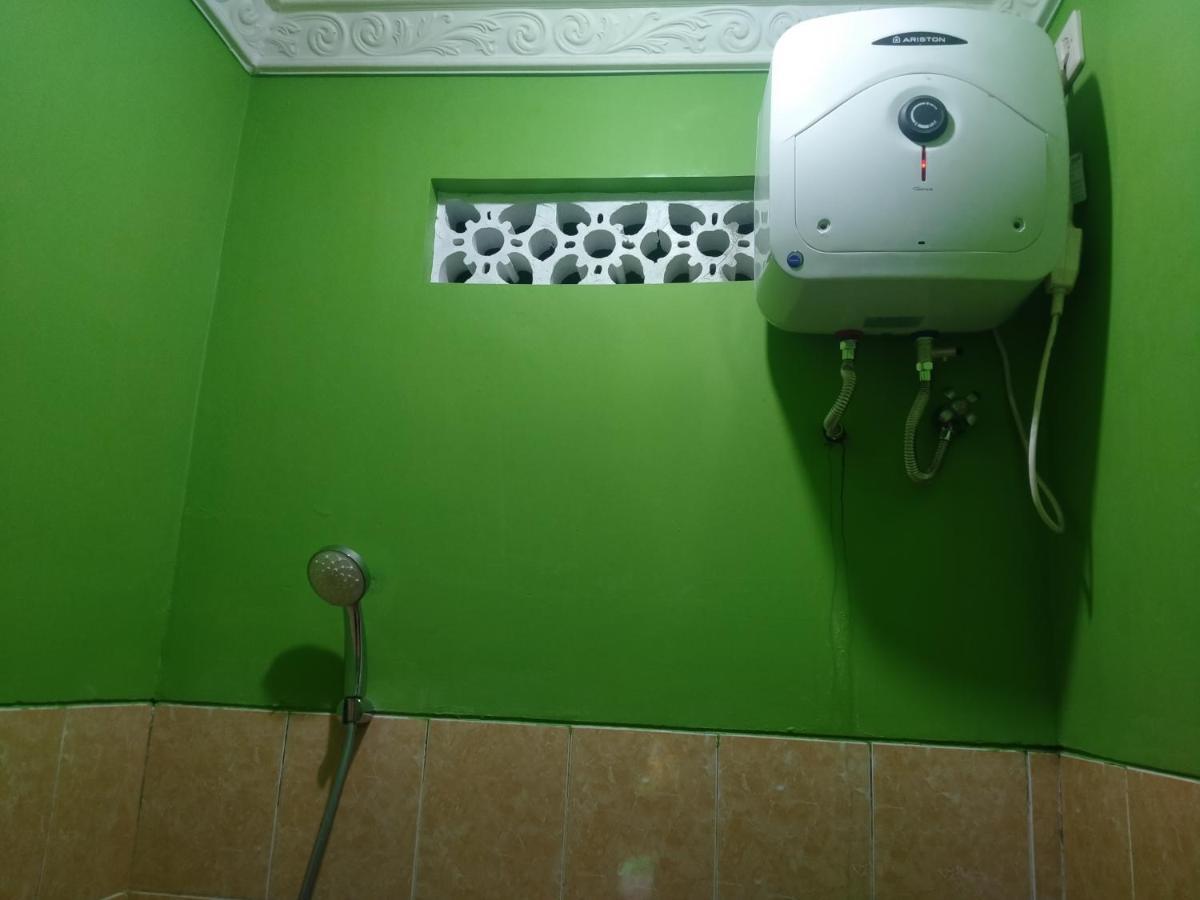 Villa Batu Tua Puncak Mitra Reddoorz Bogor Luaran gambar