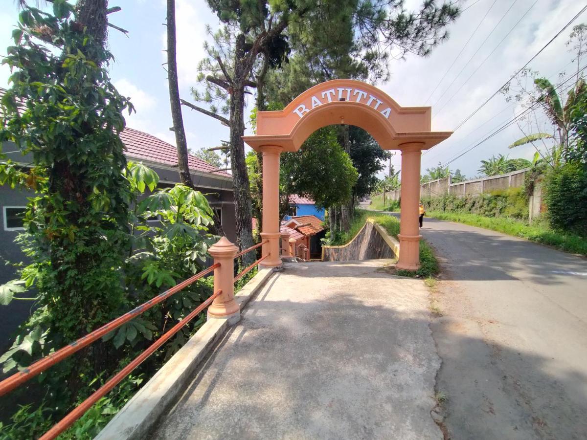 Villa Batu Tua Puncak Mitra Reddoorz Bogor Luaran gambar