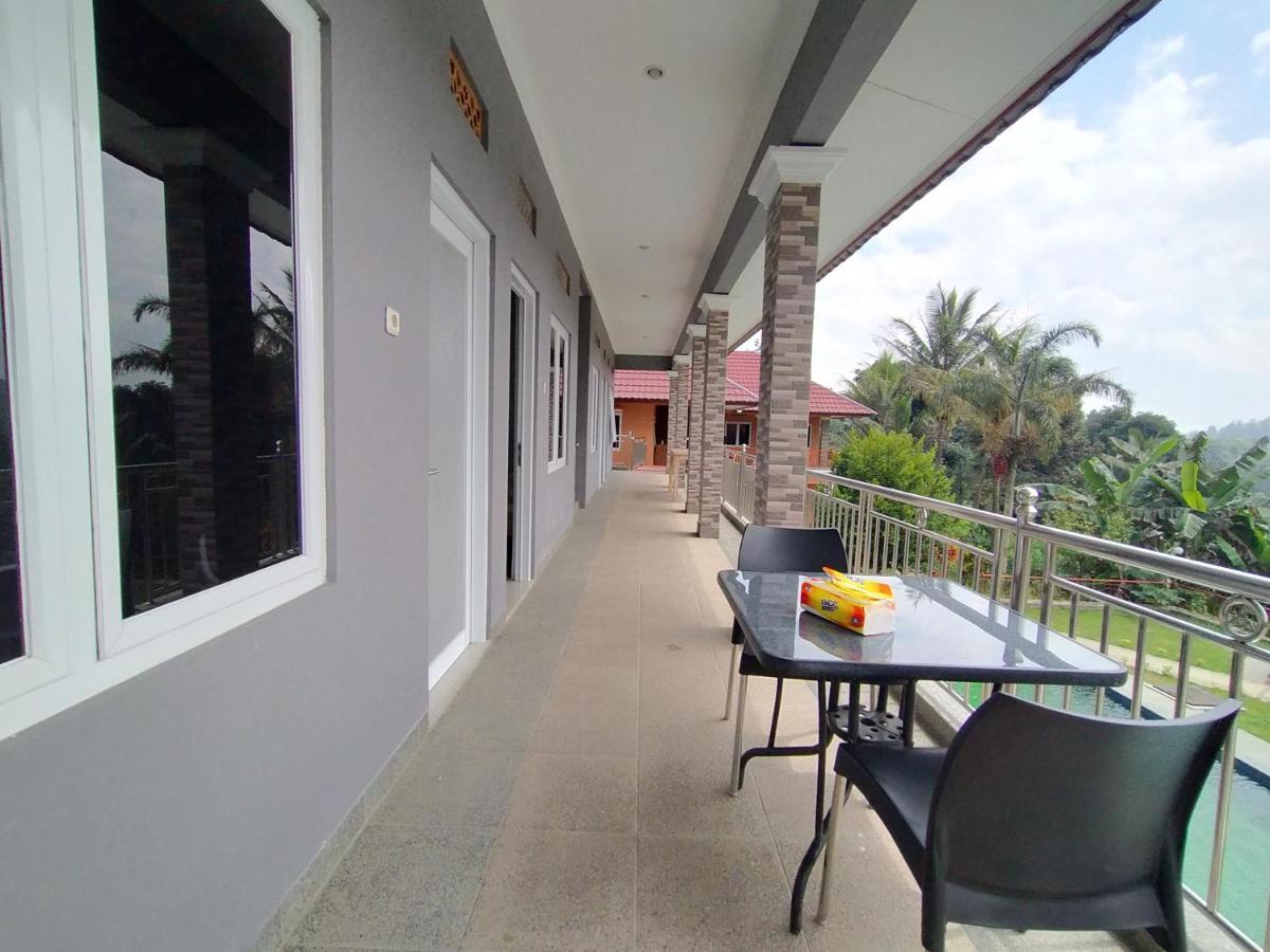Villa Batu Tua Puncak Mitra Reddoorz Bogor Luaran gambar