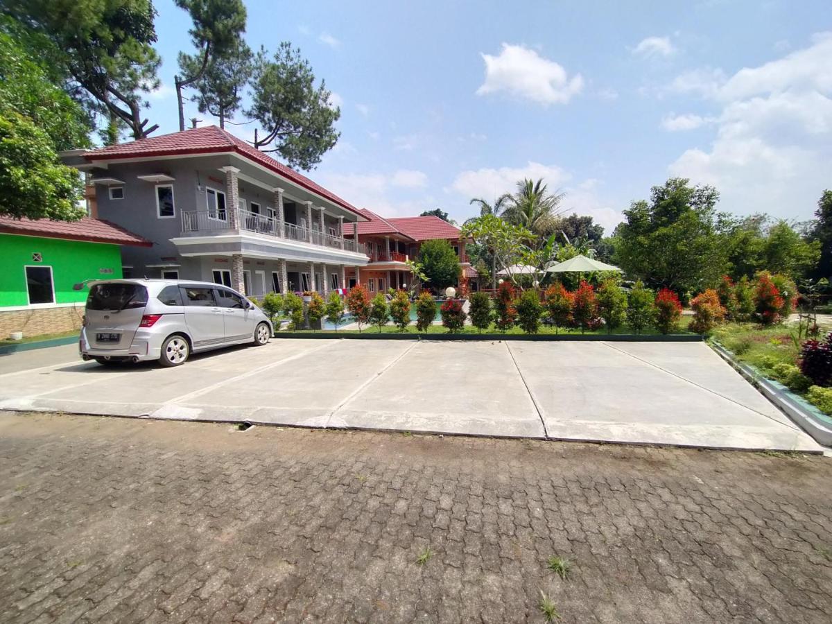 Villa Batu Tua Puncak Mitra Reddoorz Bogor Luaran gambar