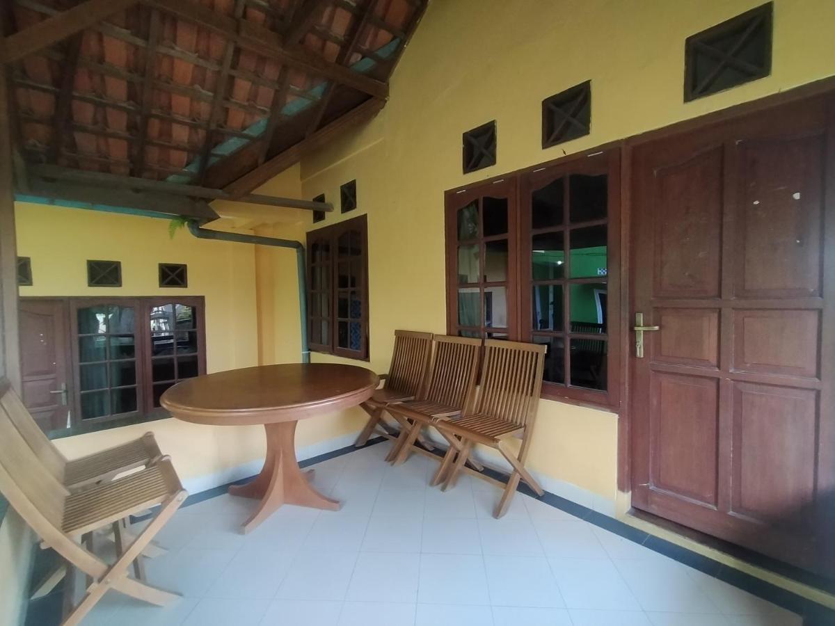 Villa Batu Tua Puncak Mitra Reddoorz Bogor Luaran gambar