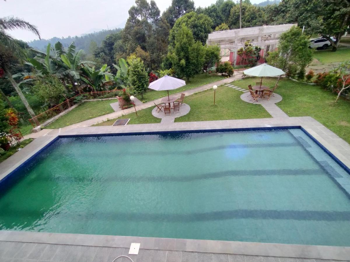 Villa Batu Tua Puncak Mitra Reddoorz Bogor Luaran gambar
