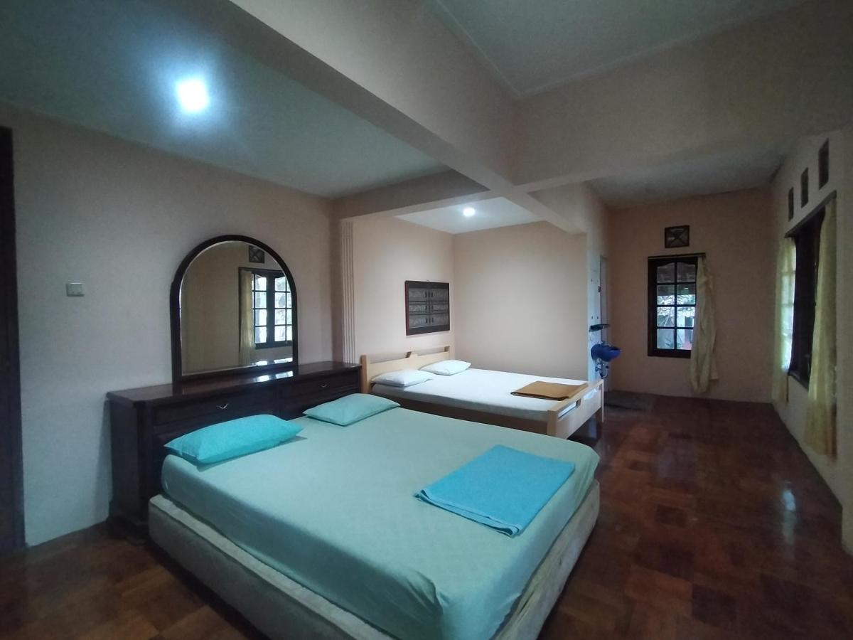 Villa Batu Tua Puncak Mitra Reddoorz Bogor Luaran gambar